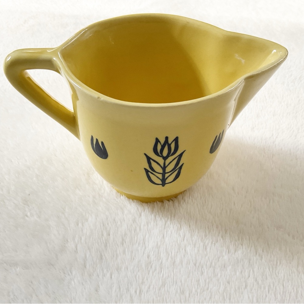 Vintage Cronin Pottery Yellow Tulip Creamer Blue Dutch Floral MCM USA - Picture 6 of 16